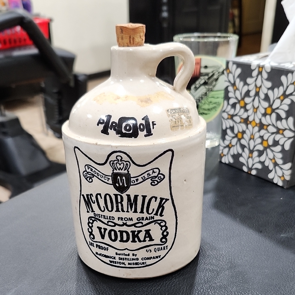 VINTAGE MCCORMICK CERAMIC CROCK JUG